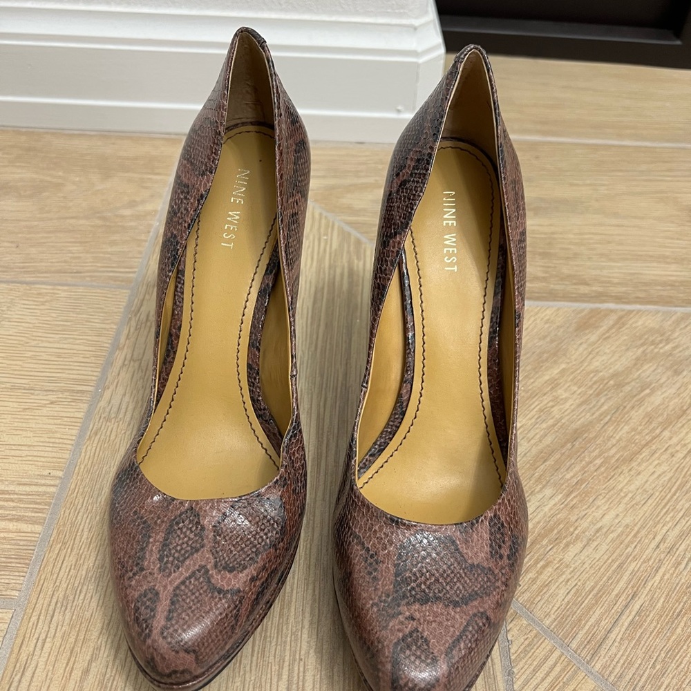 Nine West snake skin print heels